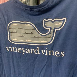 Vineyard Vines Swordfish Lines Tee L 16